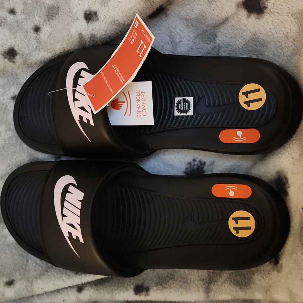 Nike slides